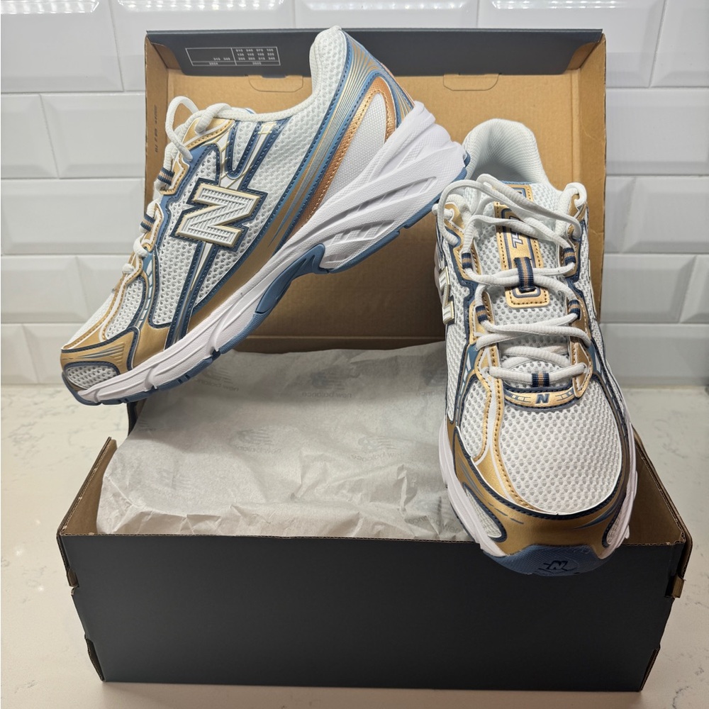 New Balance 740 White/Gold/Blue US 10.5